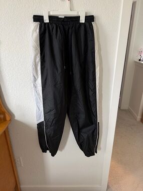 Men's nike track pants Black & White